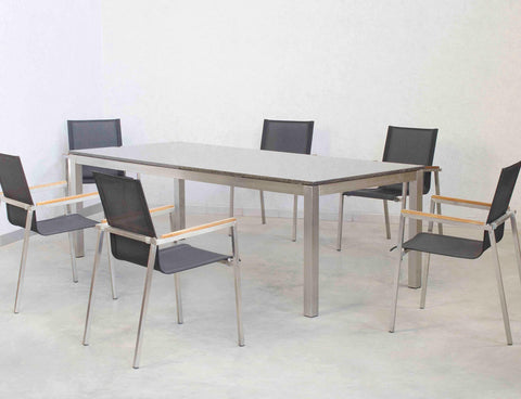 Gartentisch aus Granit Nero Assoluto mit Edelstahl Rahmen 230x100cm
