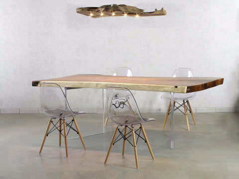 Design Suar Esstisch aus einem Baumstamm mit Acrylwange auf Maß