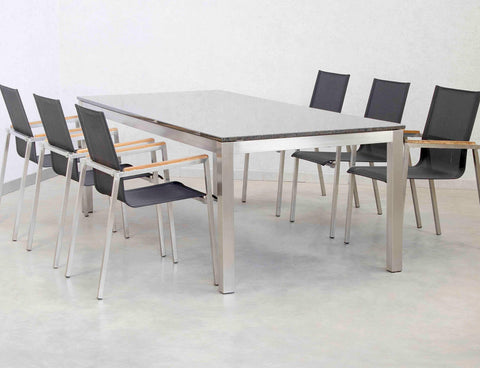 Gartentisch aus Granit Nero Assoluto mit Edelstahl Rahmen 230x100cm